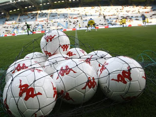 Ballons de football.