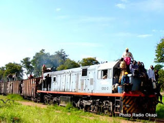Un train de la Société nationale de chemin de fer (SNCC)