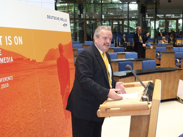 Album - CONFERENCE-DE-PRESSE-DE-JACQUES-TOUBON