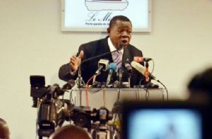 Kinshasa demande à Kigali de "cesser d'alimenter la guerre" au Congo